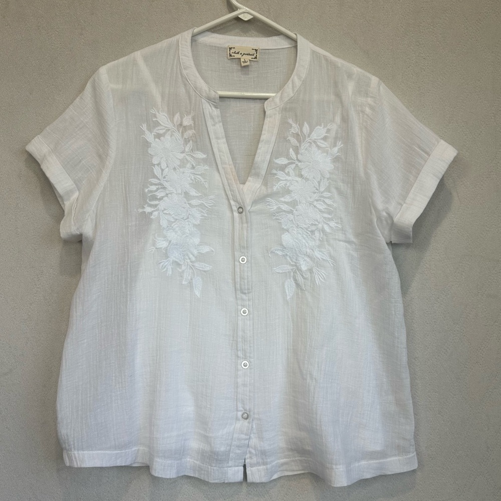 Cloth & Portrait White Embroidered Button-Front Cotton Top Attached Cami Top L